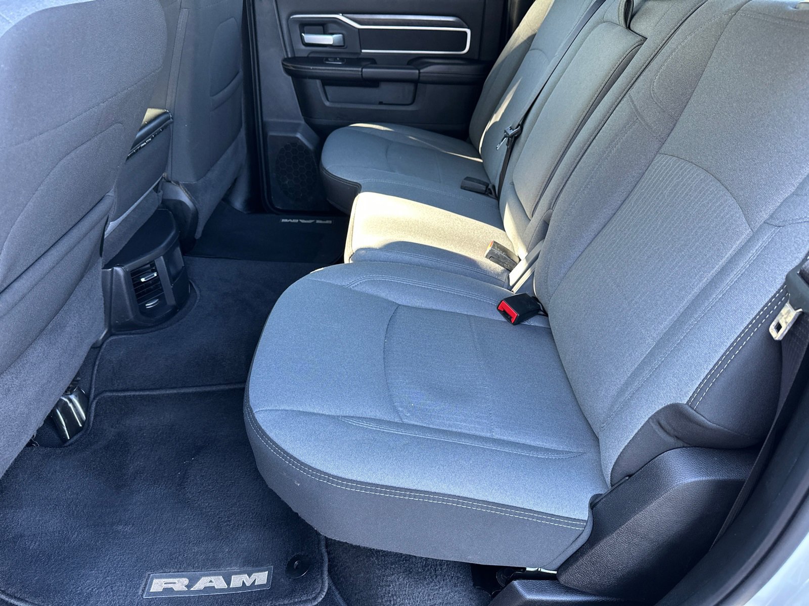 Used 2024 RAM 2500 Big Horn image 20