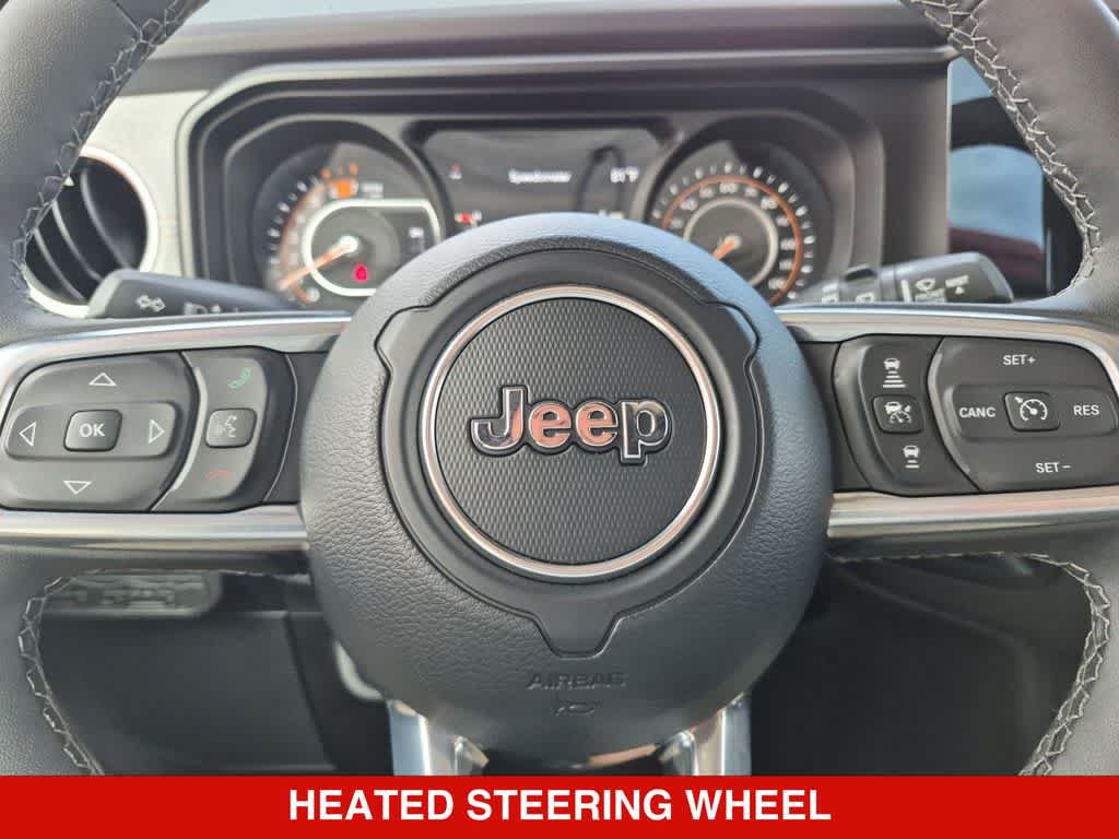 Used 2026 Jeep Wrangler Unlimited Sahara AWD/4WD image 22