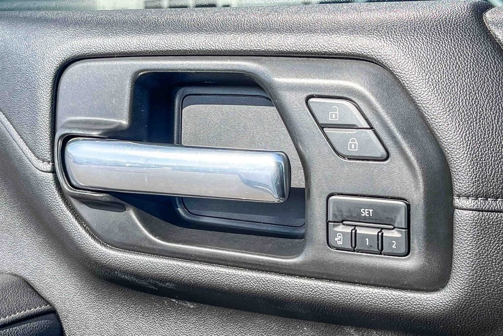 Used 2021 GMC Sierra 2500 SLT w/ SLT Premium Package image 49