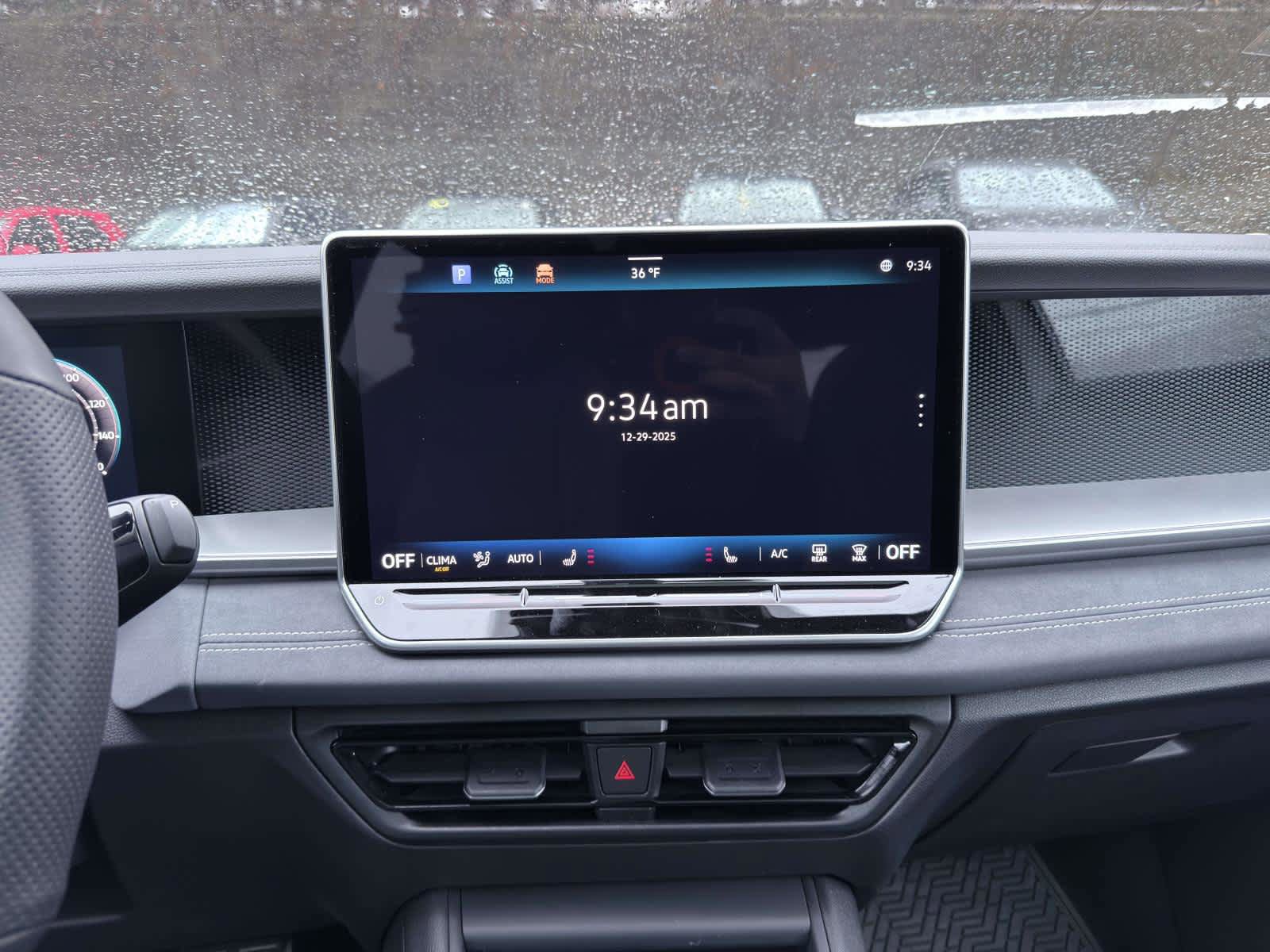 New 2026 Volkswagen Tiguan SE R-Line AWD/4WD image 13