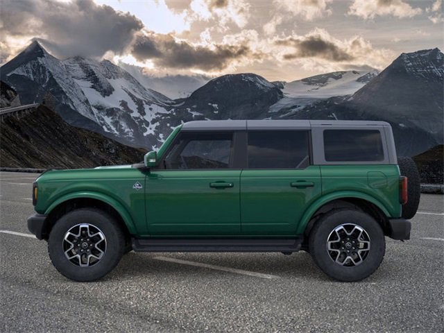 New 2025 Ford Bronco Outer Banks image 3