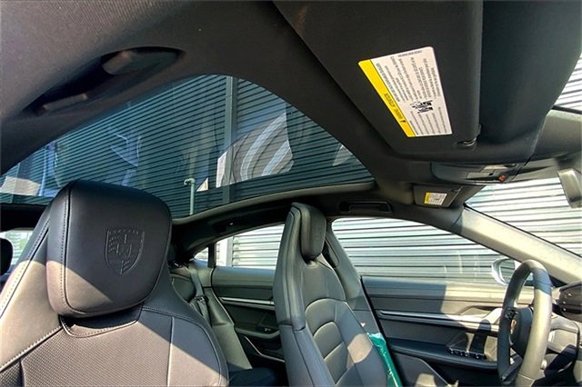 New 2025 Porsche Taycan image 31