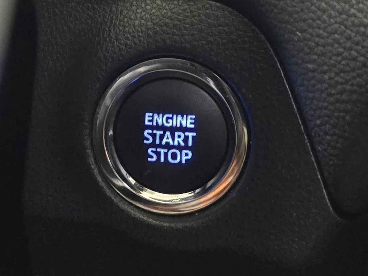 Certified 2019 Toyota RAV4 Limited w/ Advanced Technology Package image 30