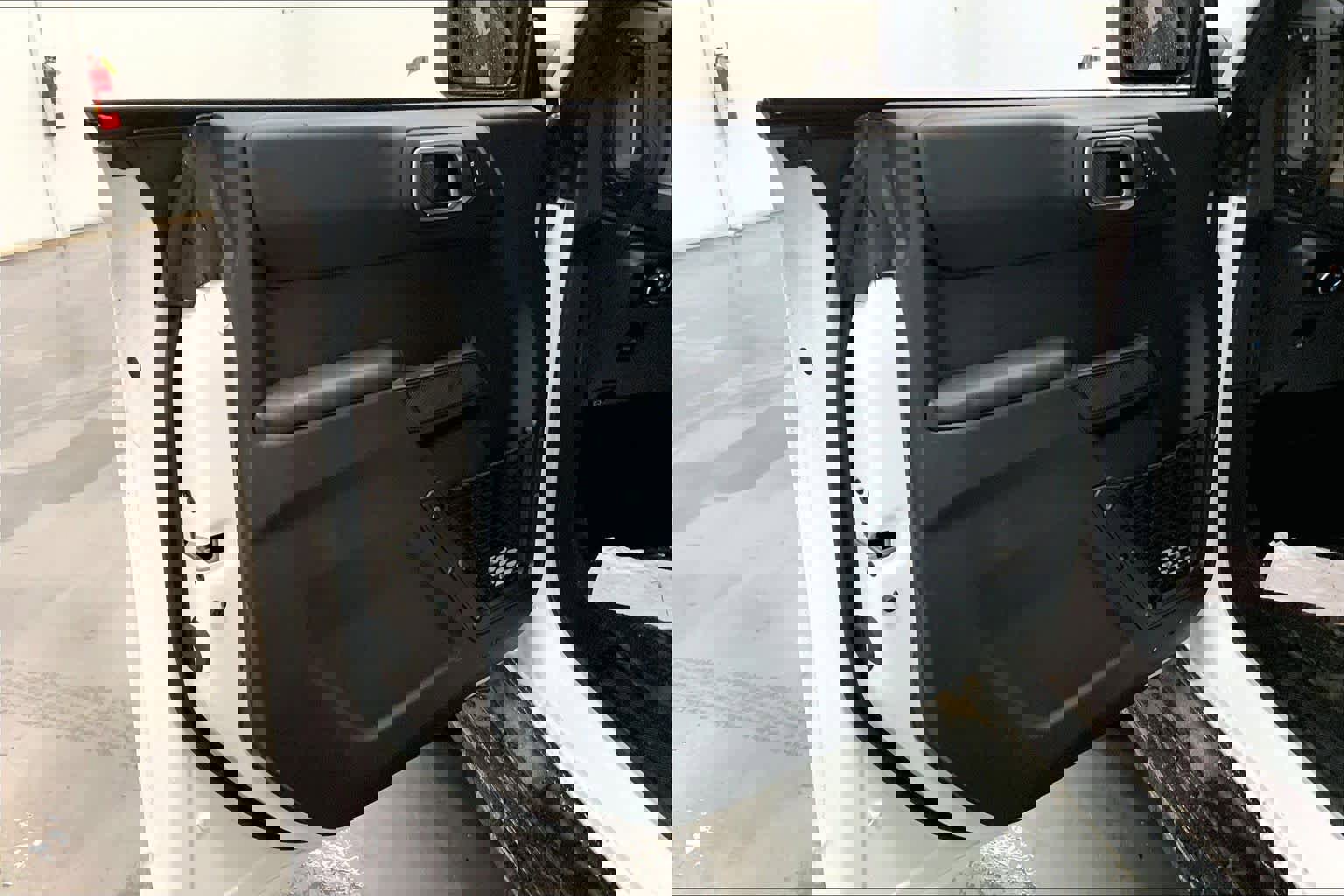 New 2025 Ford Bronco Outer Banks image 10