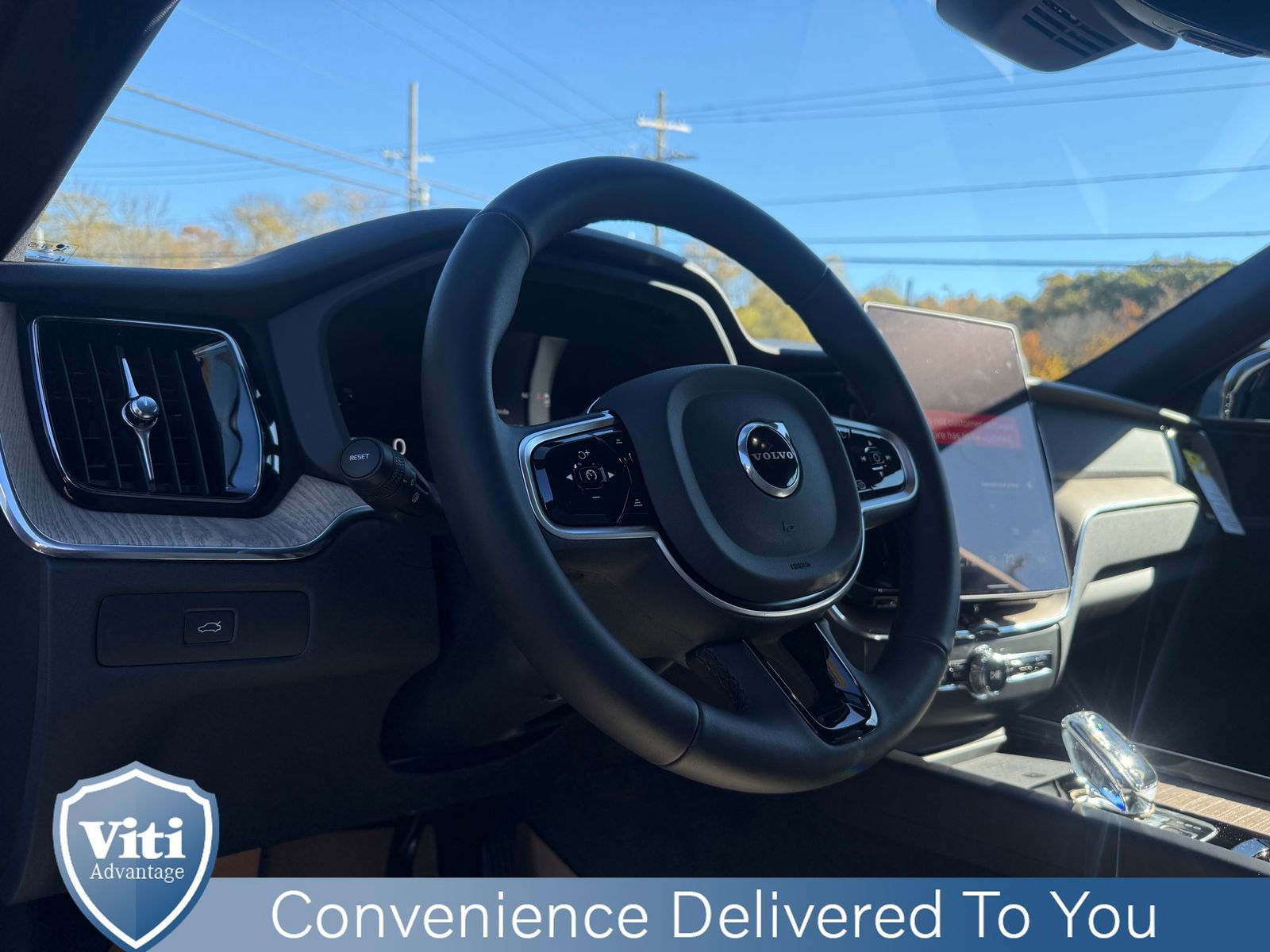 New 2026 Volvo XC60 B5 Plus w/ Protection Package Premier image 11
