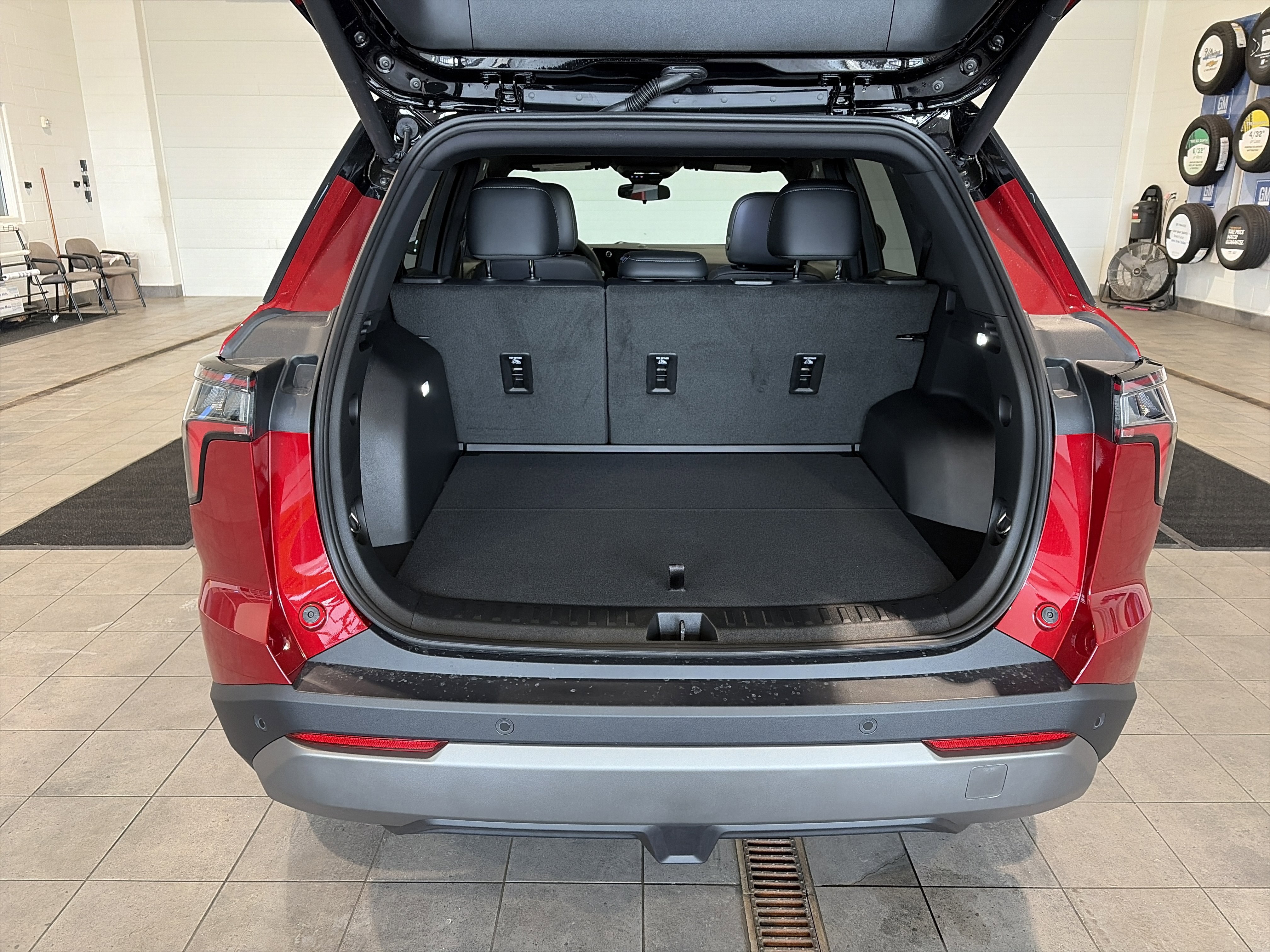 New 2026 Chevrolet Equinox LT w/ Convenience Package II image 5