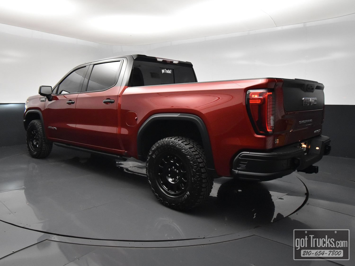 Used 2023 GMC Sierra 1500 AT4X AWD/4WD image 5