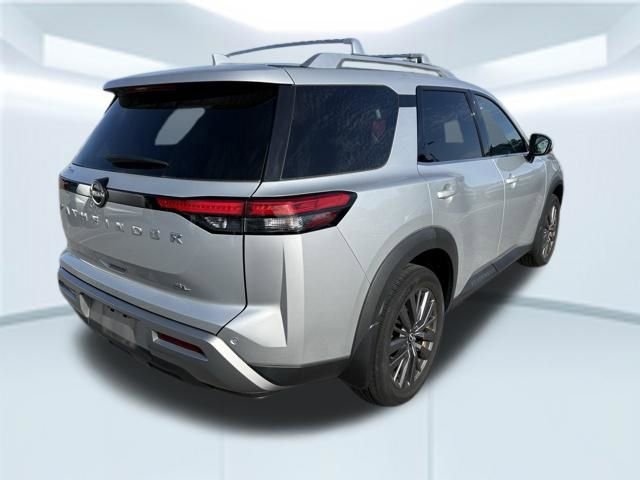Used 2024 Nissan Pathfinder SL w/ SL Premium Package image 7