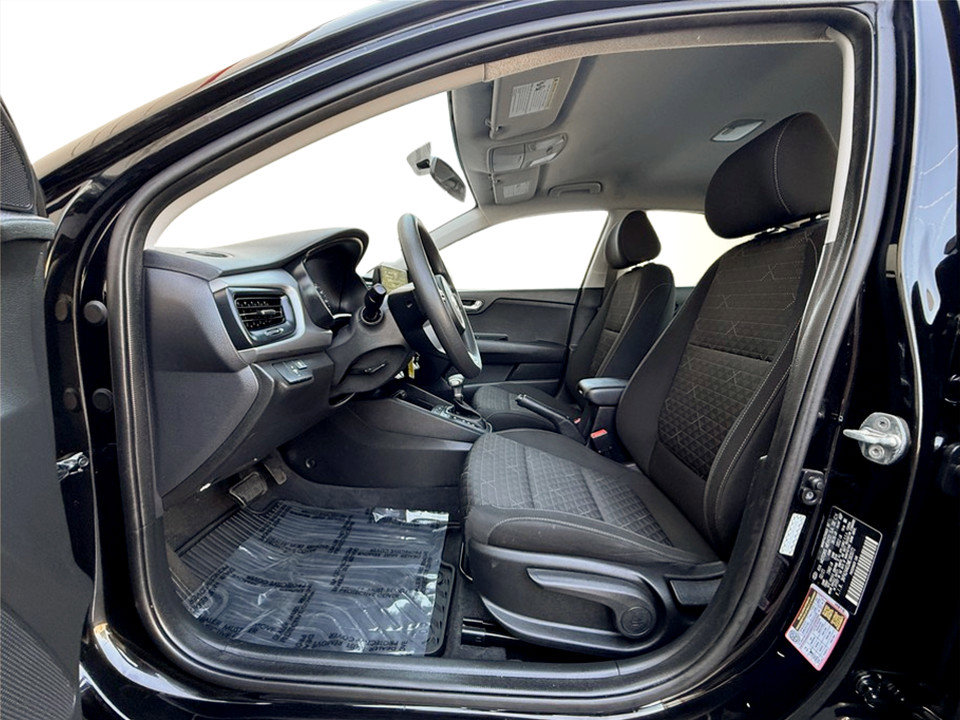 Used 2021 Kia Rio S image 11