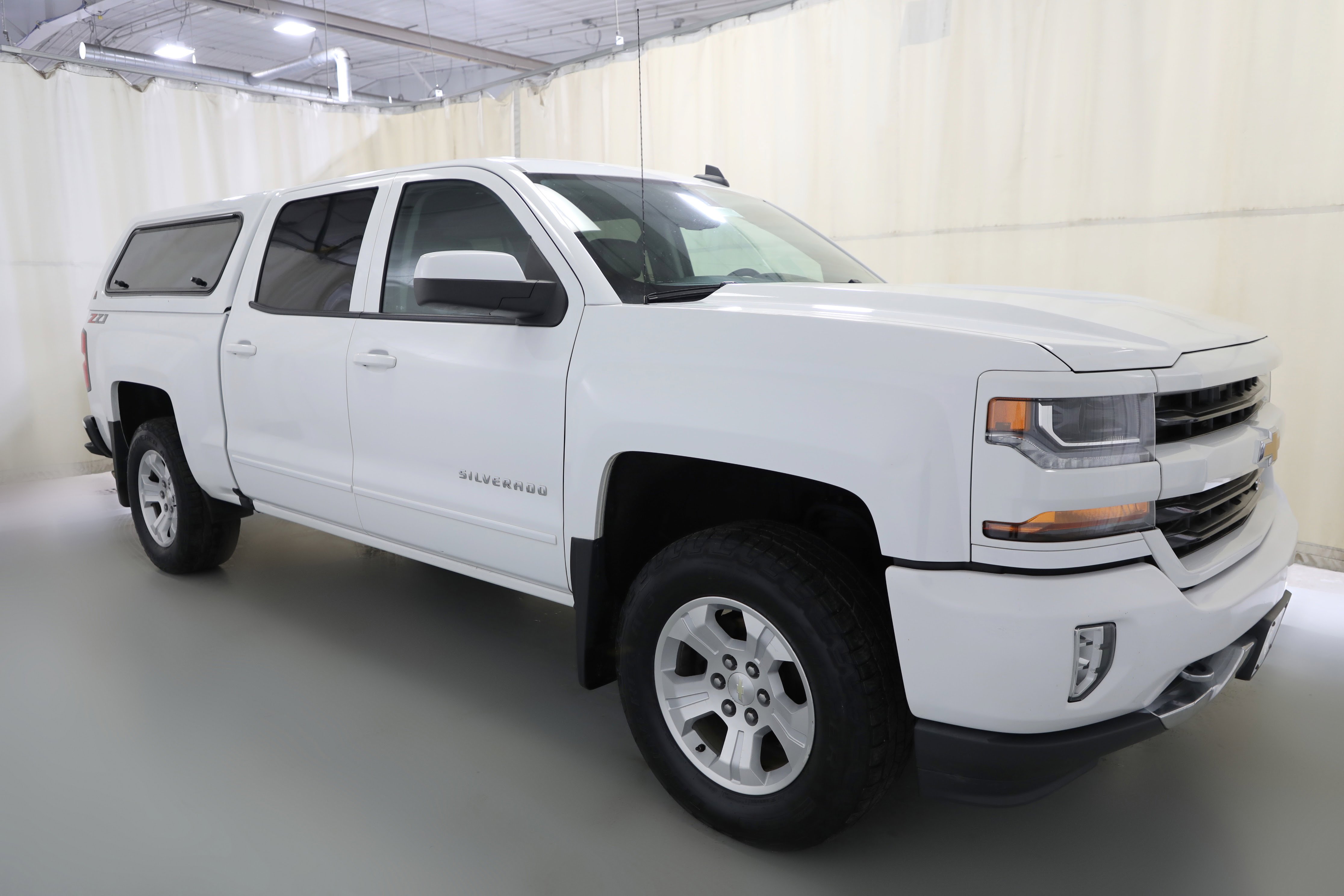 Used 2018 Chevrolet Silverado 1500 LT w/ All Star Edition image 18