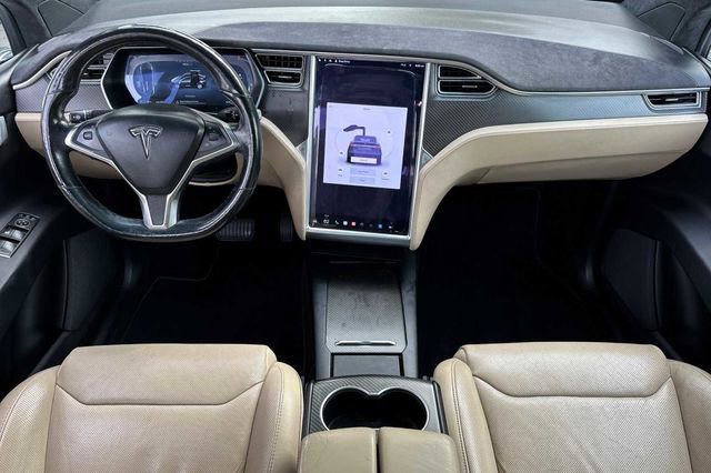 Used 2016 Tesla Model X 90D image 5