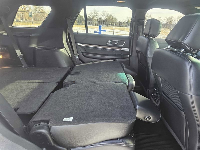 Used 2016 Ford Explorer Limited w/ Class II Trailer Tow Package image 36