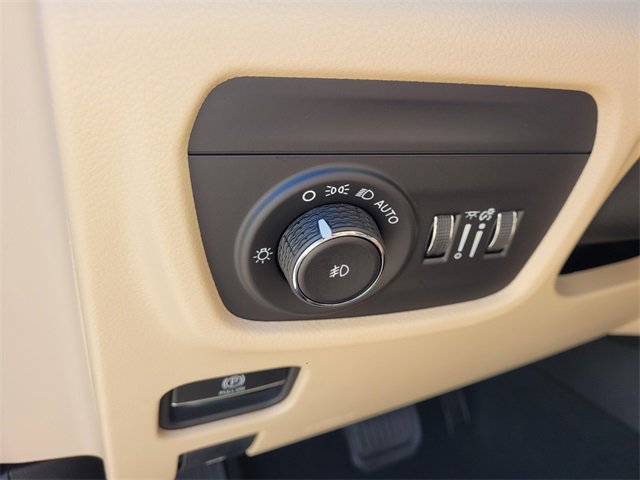 New 2025 Jeep Grand Cherokee Limited image 25