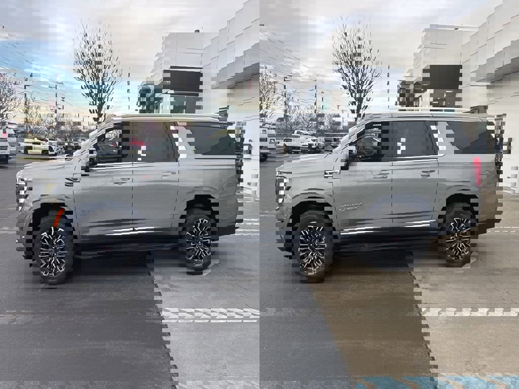 Certified 2026 GMC Yukon XL Elevation w/ Elevation Premium Package image 4