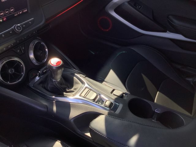 Used 2022 Chevrolet Camaro LT RWD image 16