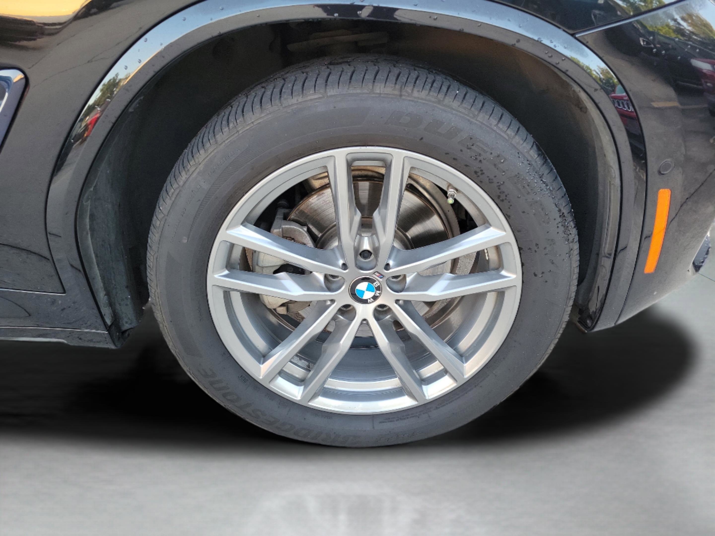 Used 2019 BMW X4 xDrive30i w/ Executive Package AWD/4WD image 28