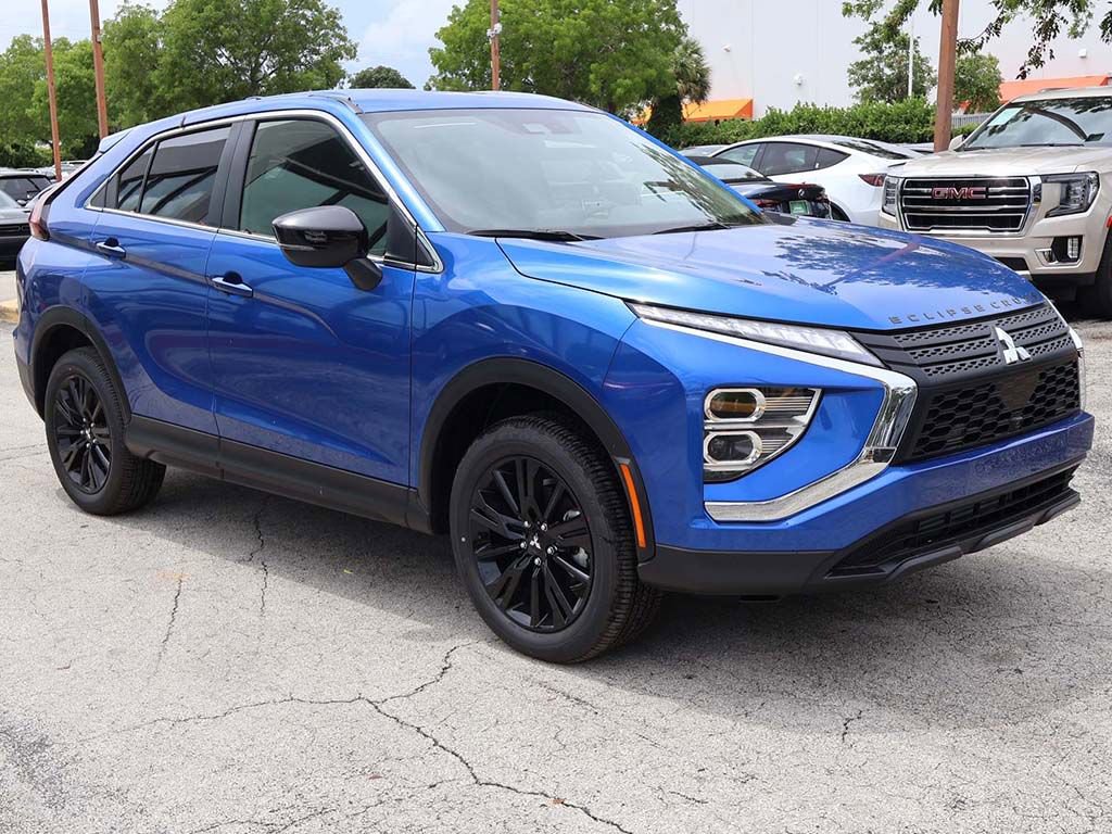 New 2026 Mitsubishi Eclipse Cross LE AWD/4WD image 2