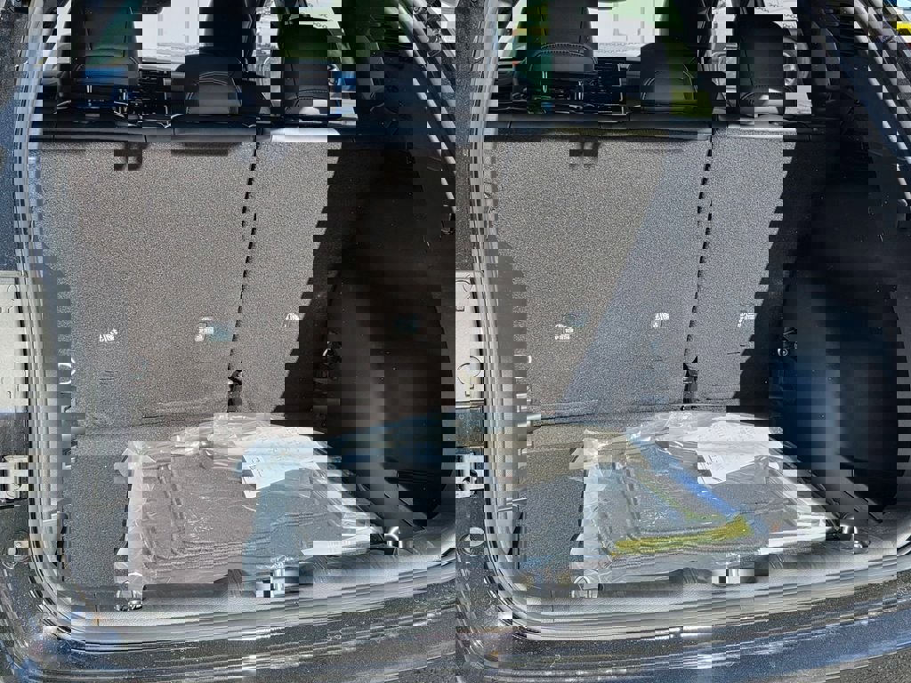 New 2026 Jeep Compass Latitude image 11