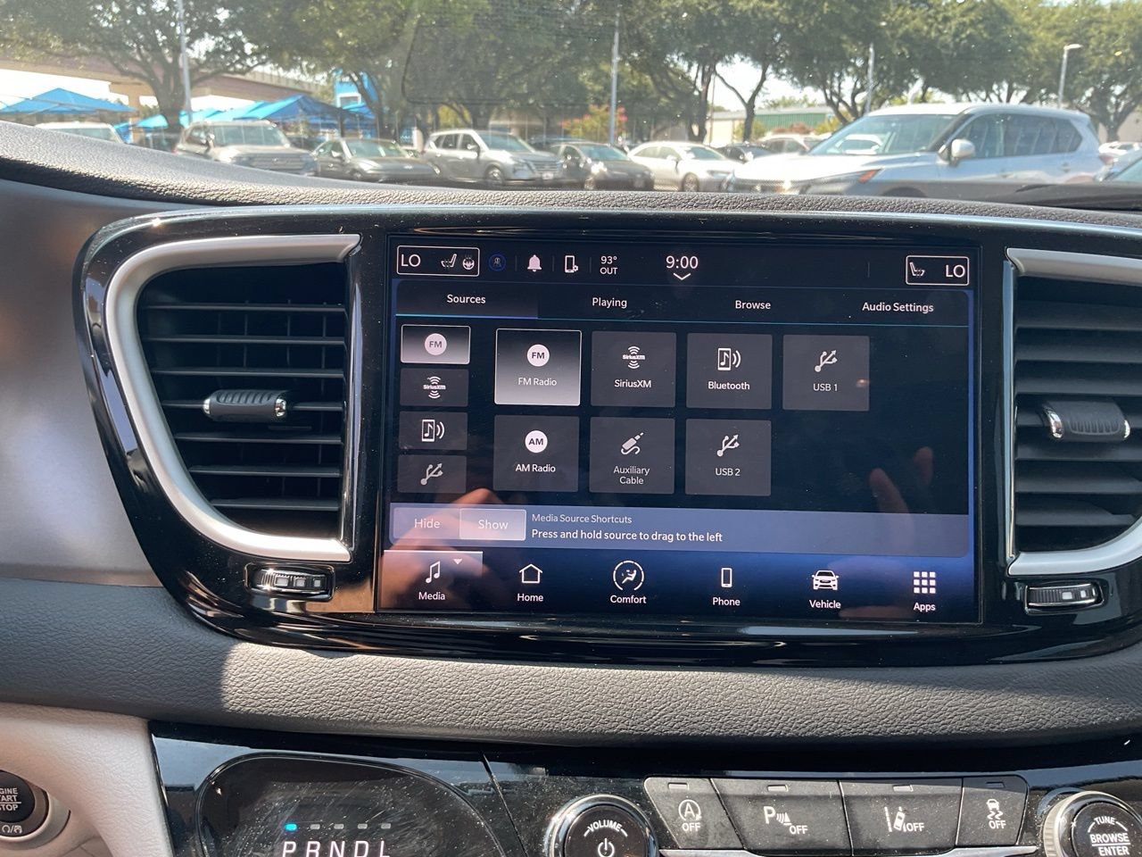 Used 2024 Chrysler Pacifica Touring-L FWD image 32