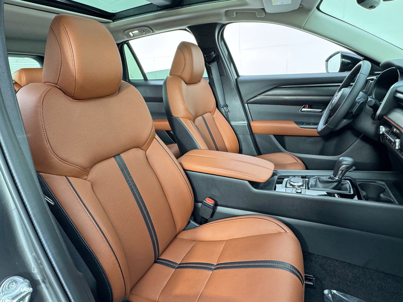 Used 2024 MAZDA CX-50 AWD 2.5 Turbo w/ Premium Pkg image 35