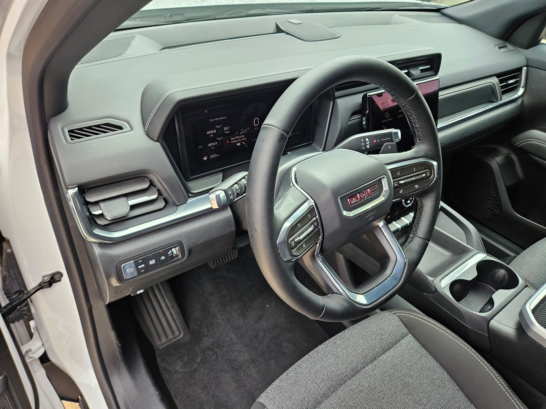 Used 2026 GMC Terrain Elevation FWD image 16