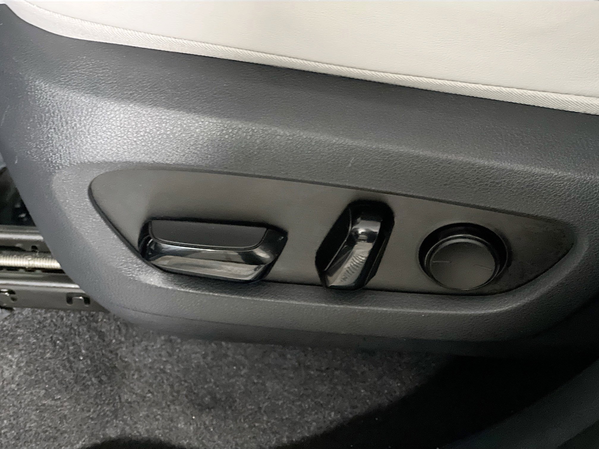 Used 2024 Lexus TX 350 FWD w/ Cold Weather Package image 15