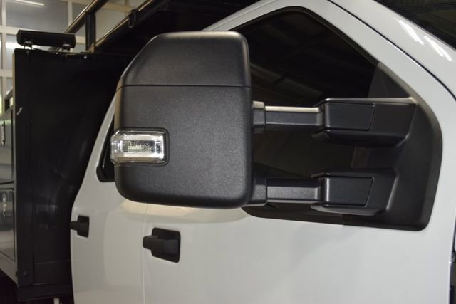 Used 2022 Ford F550 4x4 Crew Cab Super Duty w/ XLT Value Package image 7