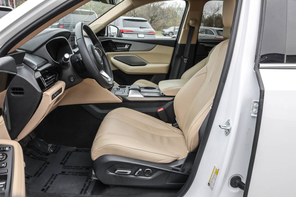 Used 2022 Acura MDX SH-AWD w/ Technology Package image 5