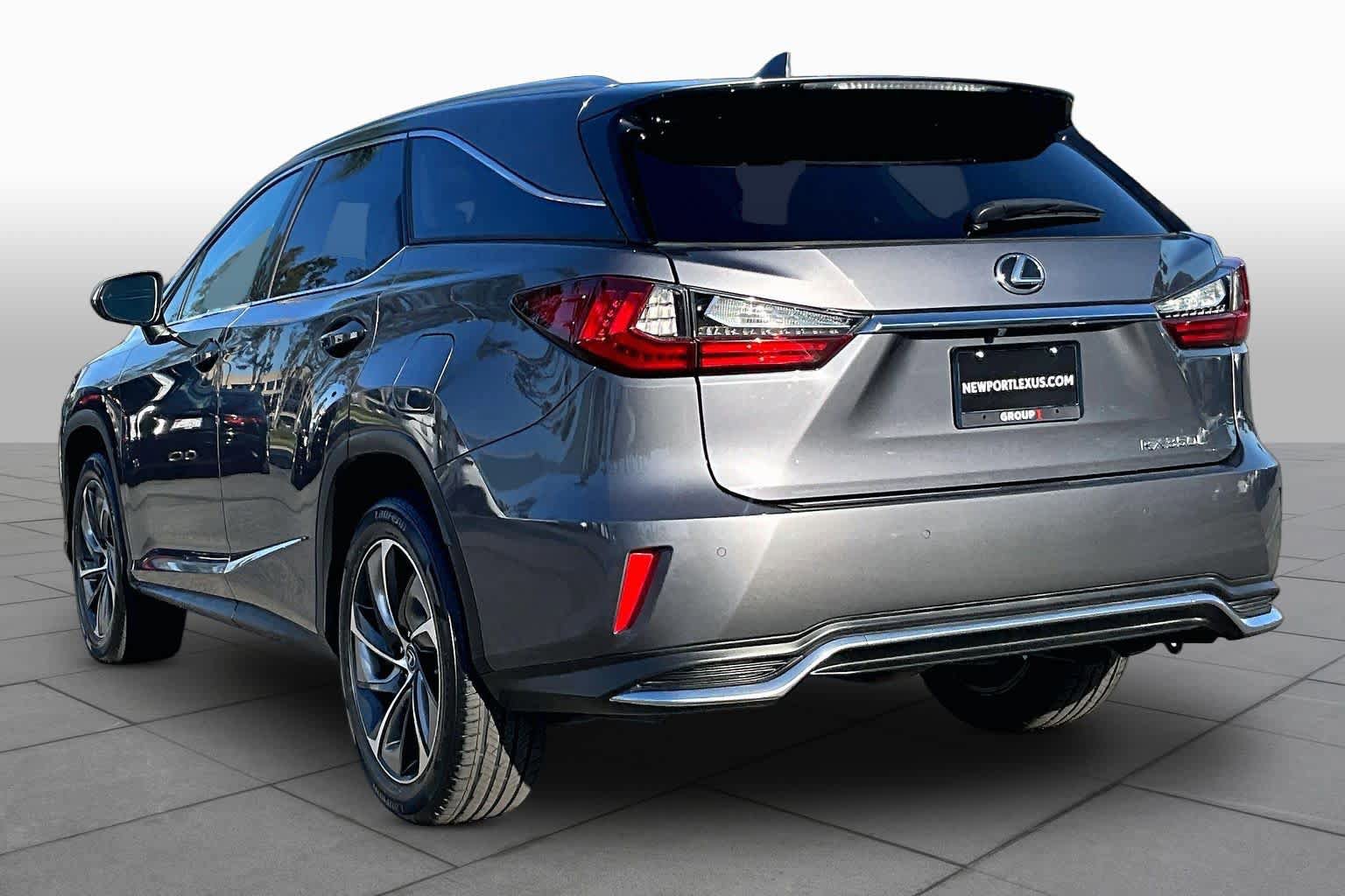 Used 2018 Lexus RX 350L Luxury w/ Accessory Package FWD image 11