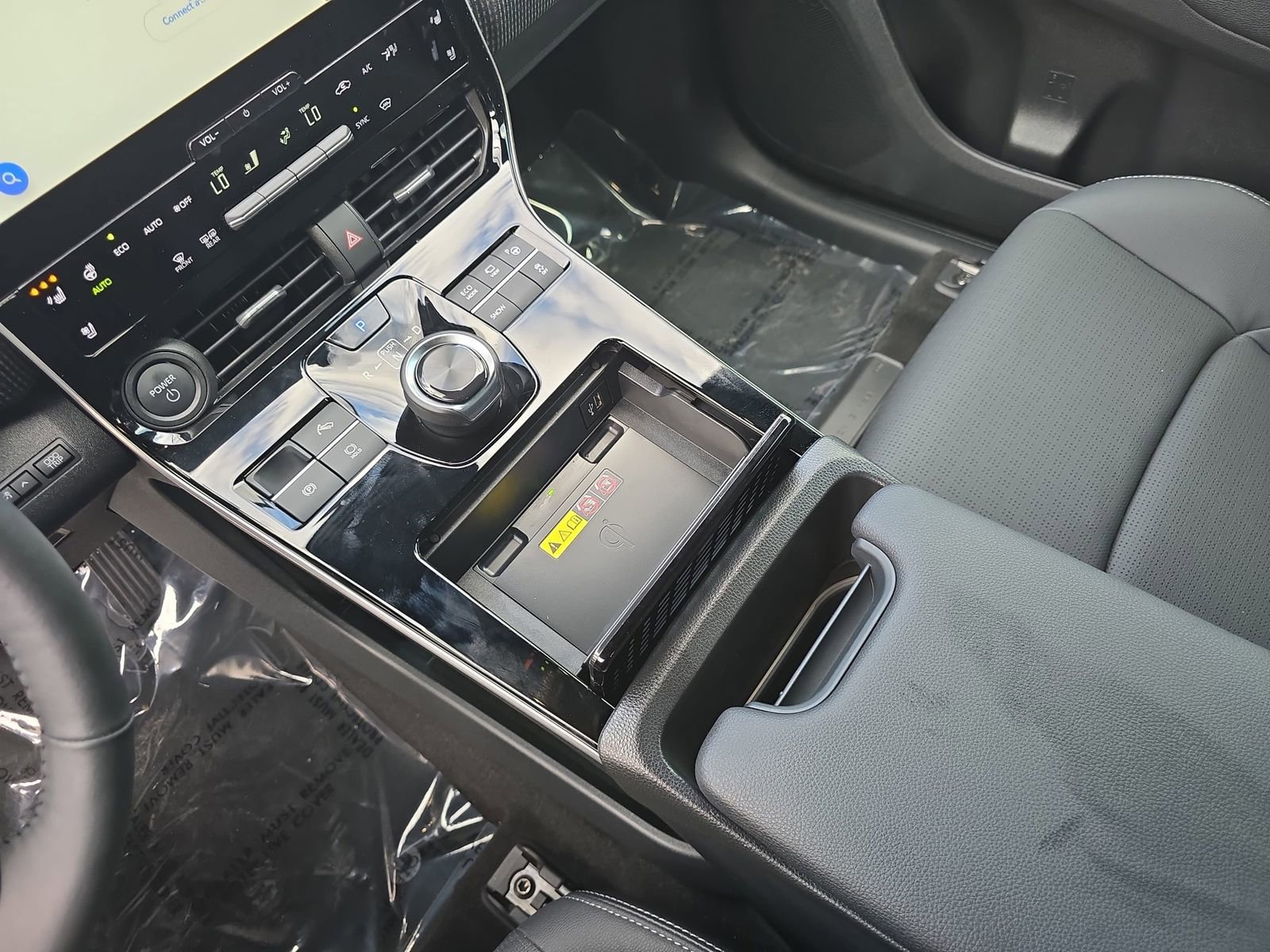 Used 2025 Toyota bZ4X FWD w/ Weather Package image 30