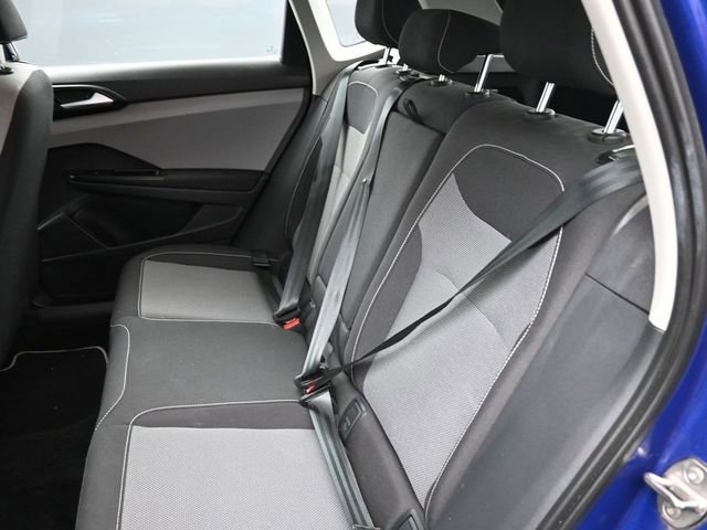 Used 2023 Volkswagen Taos S image 17