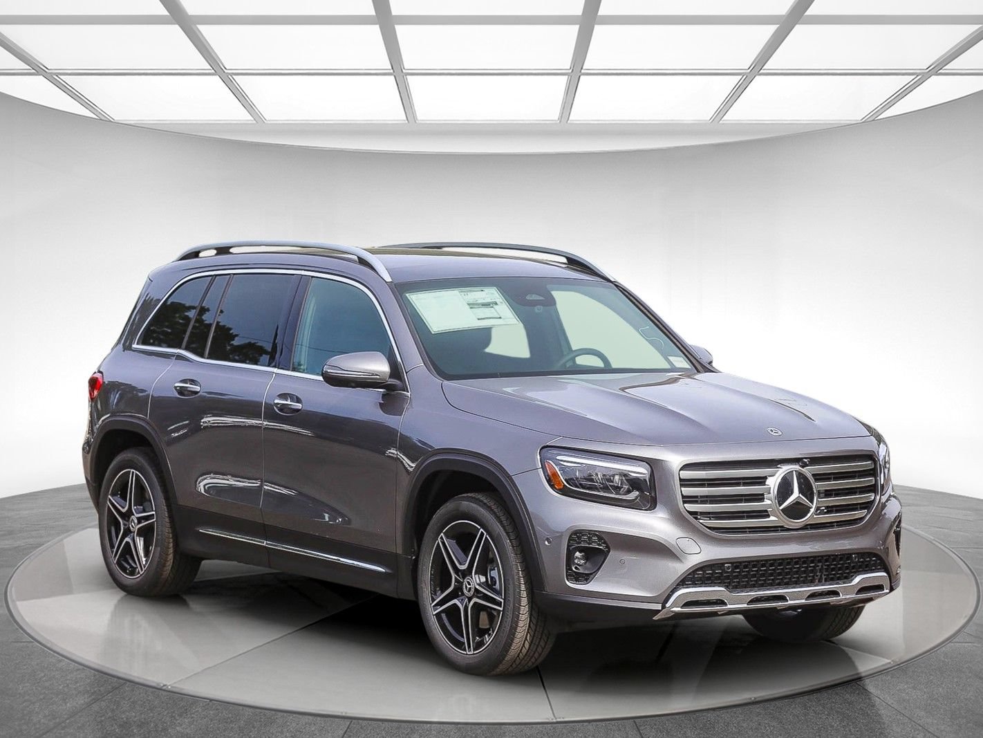 New 2026 Mercedes-Benz GLB 250 4MATIC image 5