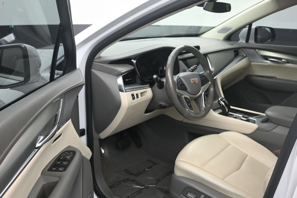 Used 2024 Cadillac XT5 Premium Luxury AWD/4WD image 10