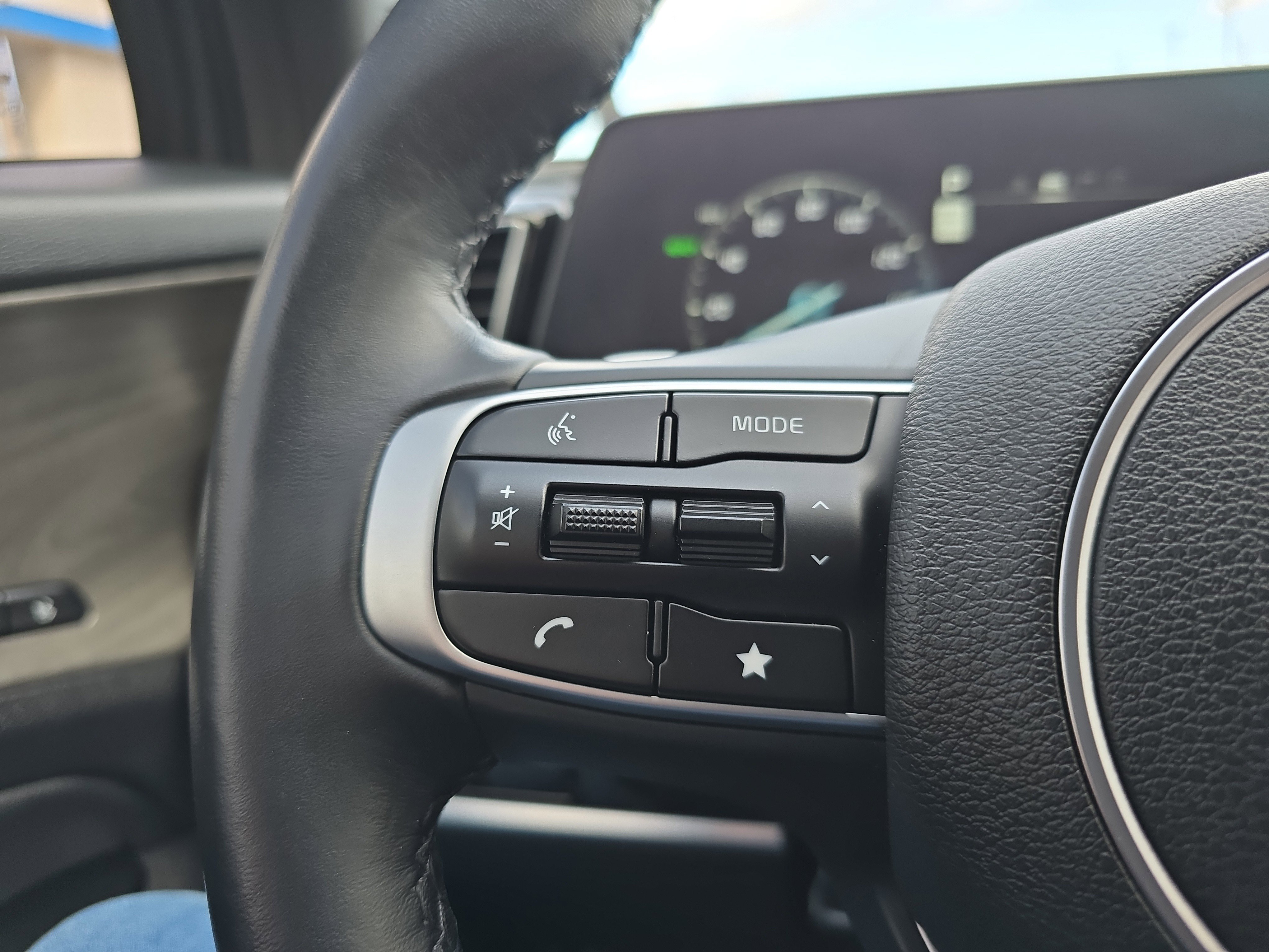 Used 2025 Kia Sportage X-Line Prestige image 21