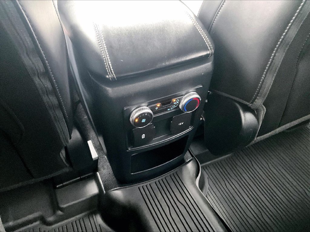 Used 2021 Ford Explorer XLT w/ Equipment Group 202A AWD/4WD image 30