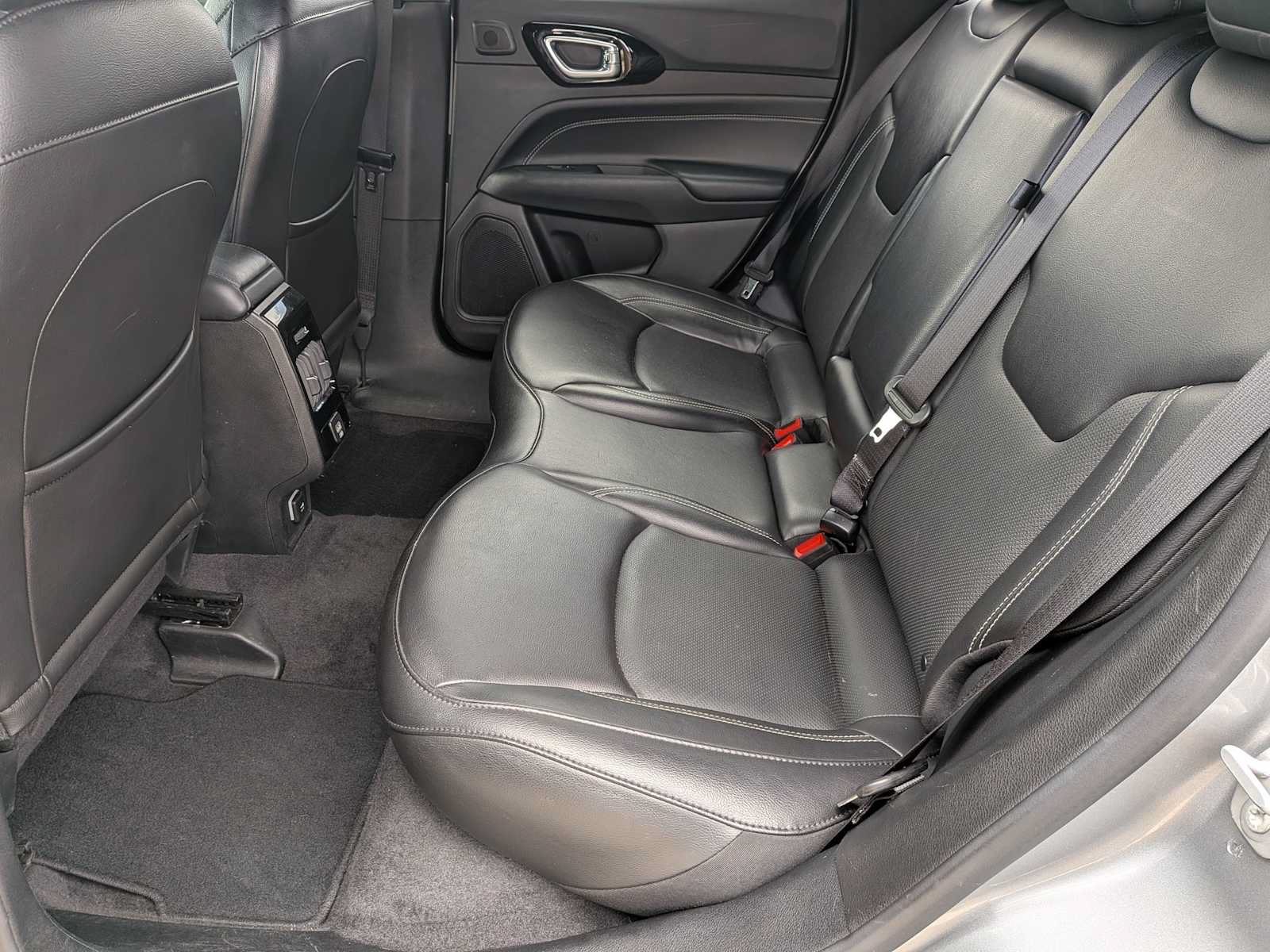 Certified 2023 Jeep Compass High Altitude AWD/4WD image 18