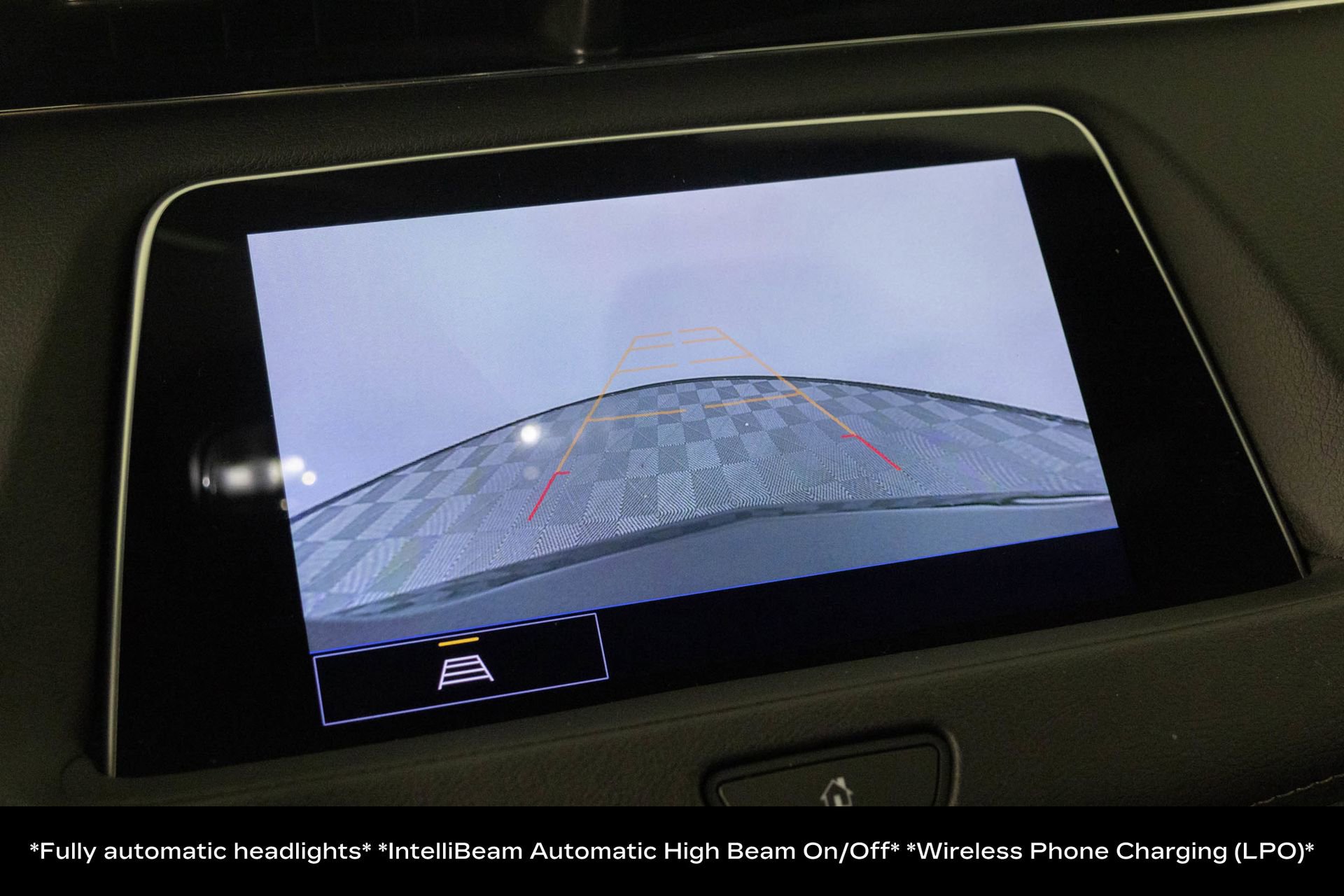 Used 2023 Cadillac XT4 Luxury w/ Cold Weather Package image 7