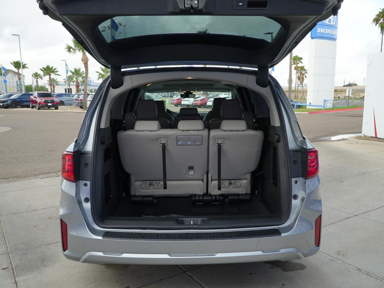 New 2026 Honda Odyssey EX-L image 7