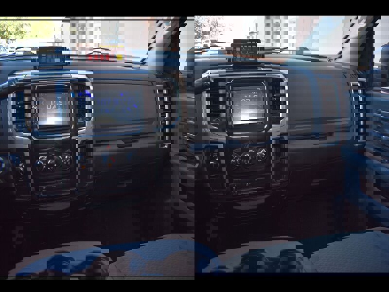 Used 2015 RAM 2500 SLT image 29