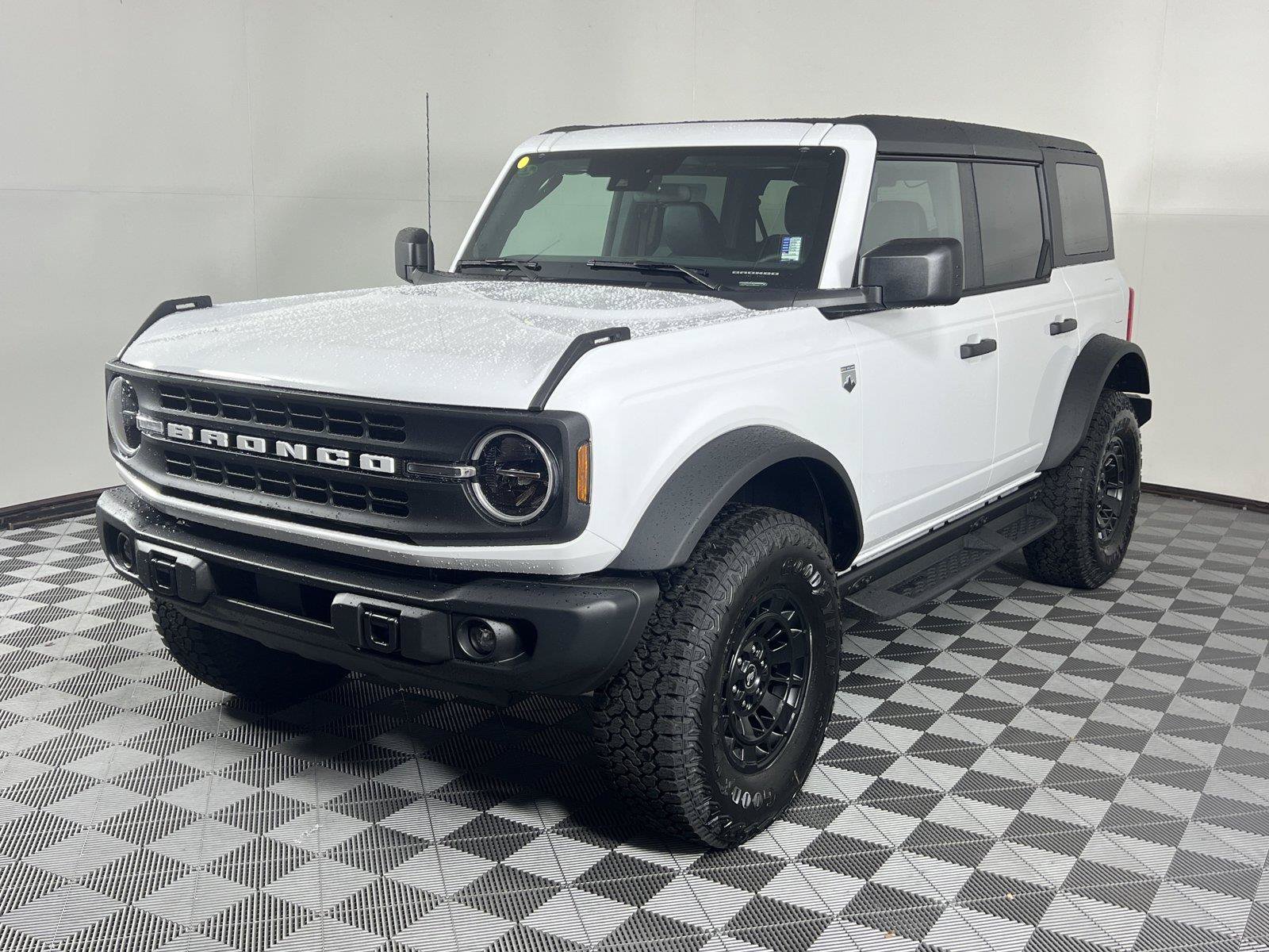New 2026 Ford Bronco Big Bend w/ Black Diamond Package AWD/4WD image 3
