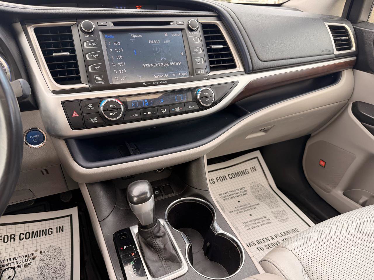 Used 2016 Toyota Highlander Limited Platinum image 39