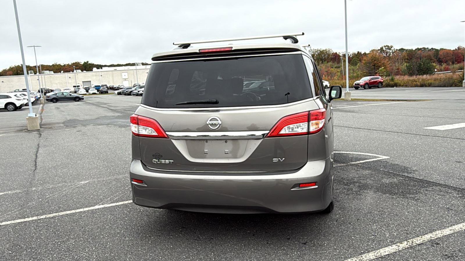 Used 2015 Nissan Quest SV image 7