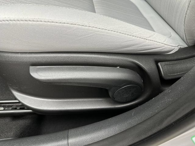 Used 2022 Hyundai Kona SEL AWD/4WD image 12