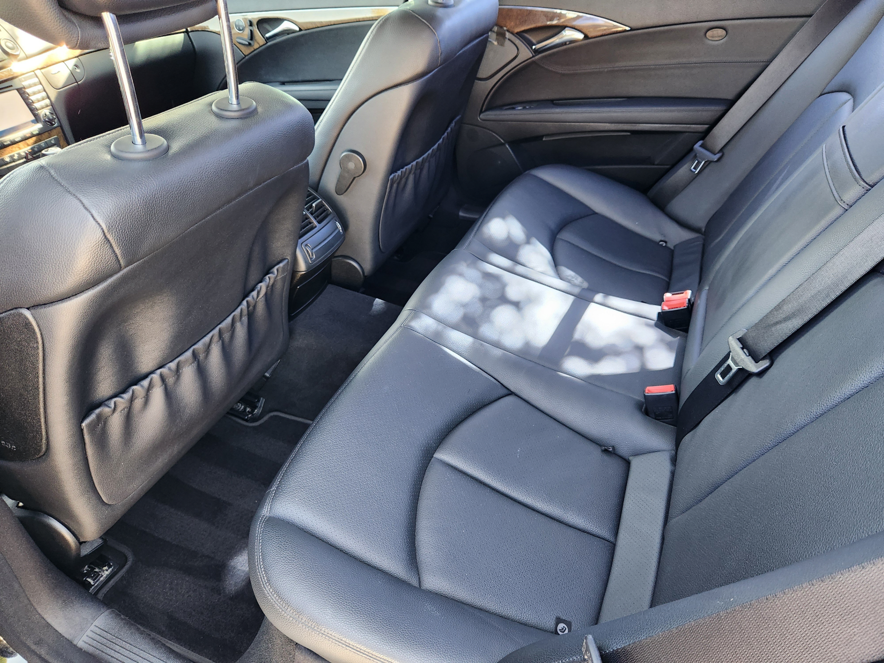 Used 2008 Mercedes-Benz E 350 Sedan image 25