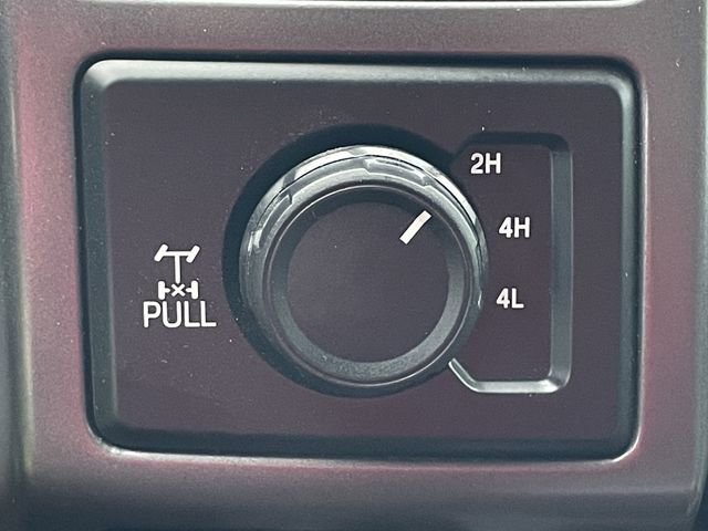 Used 2017 Ford F150 XLT w/ Equipment Group 302A Luxury AWD/4WD image 21