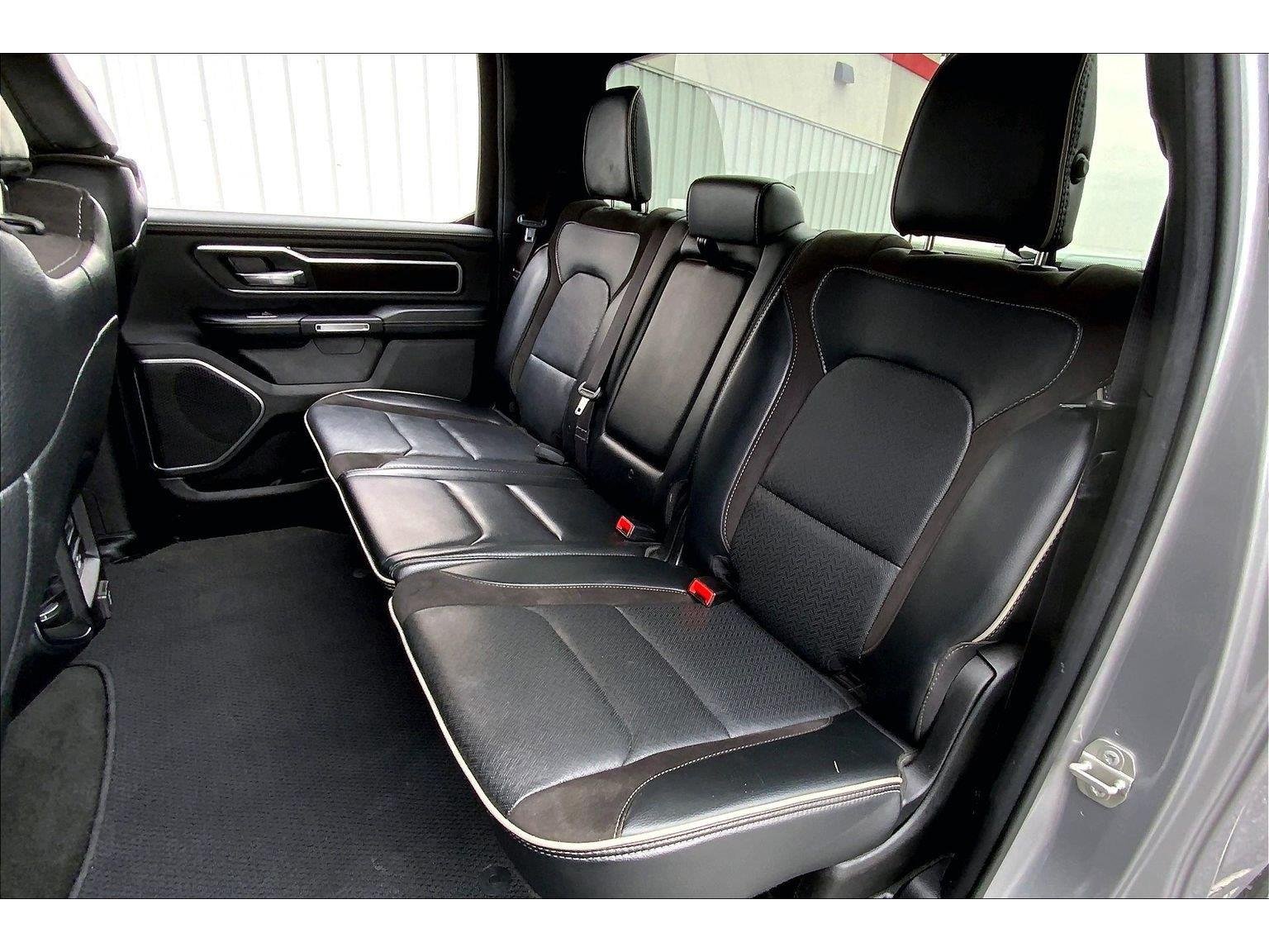 Used 2024 RAM 1500 Laramie AWD/4WD image 24