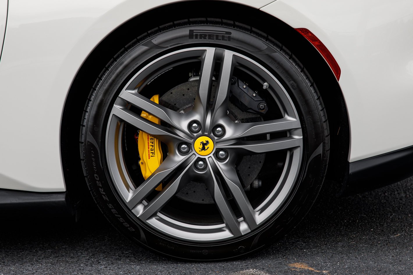 Used 2023 Ferrari Portofino M RWD image 11