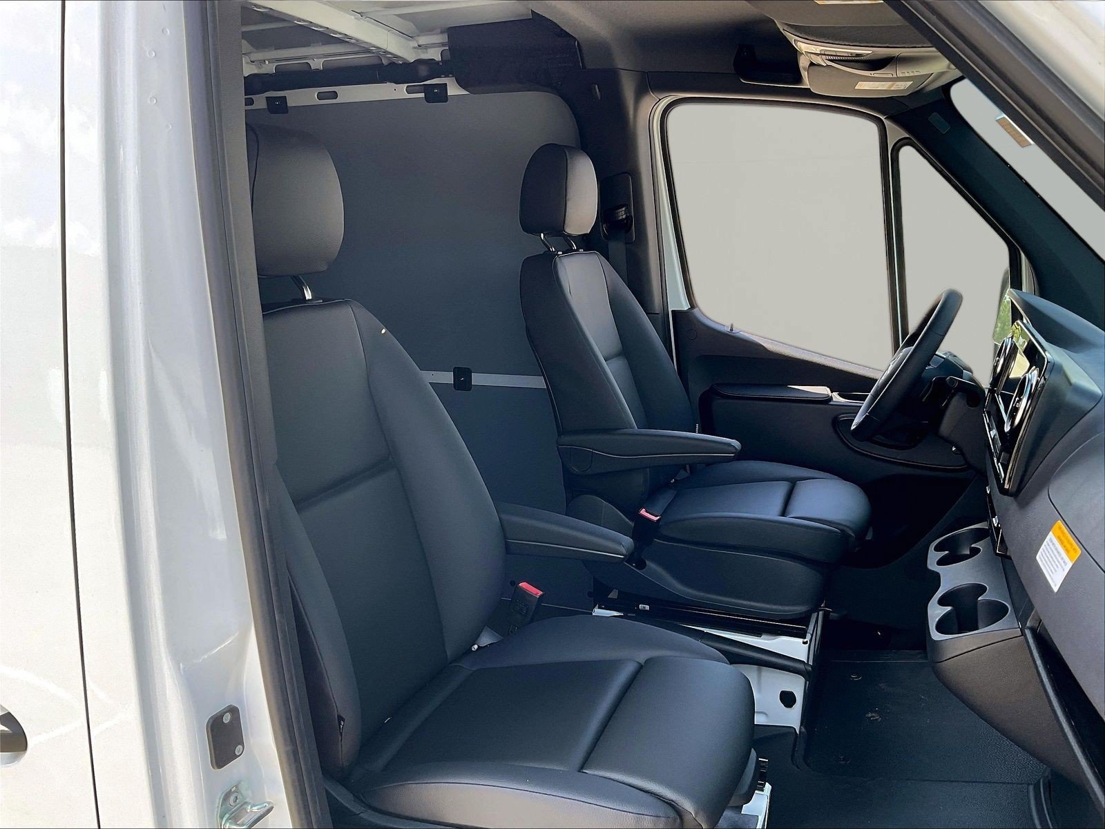 New 2026 Mercedes-Benz Sprinter 2500 image 17