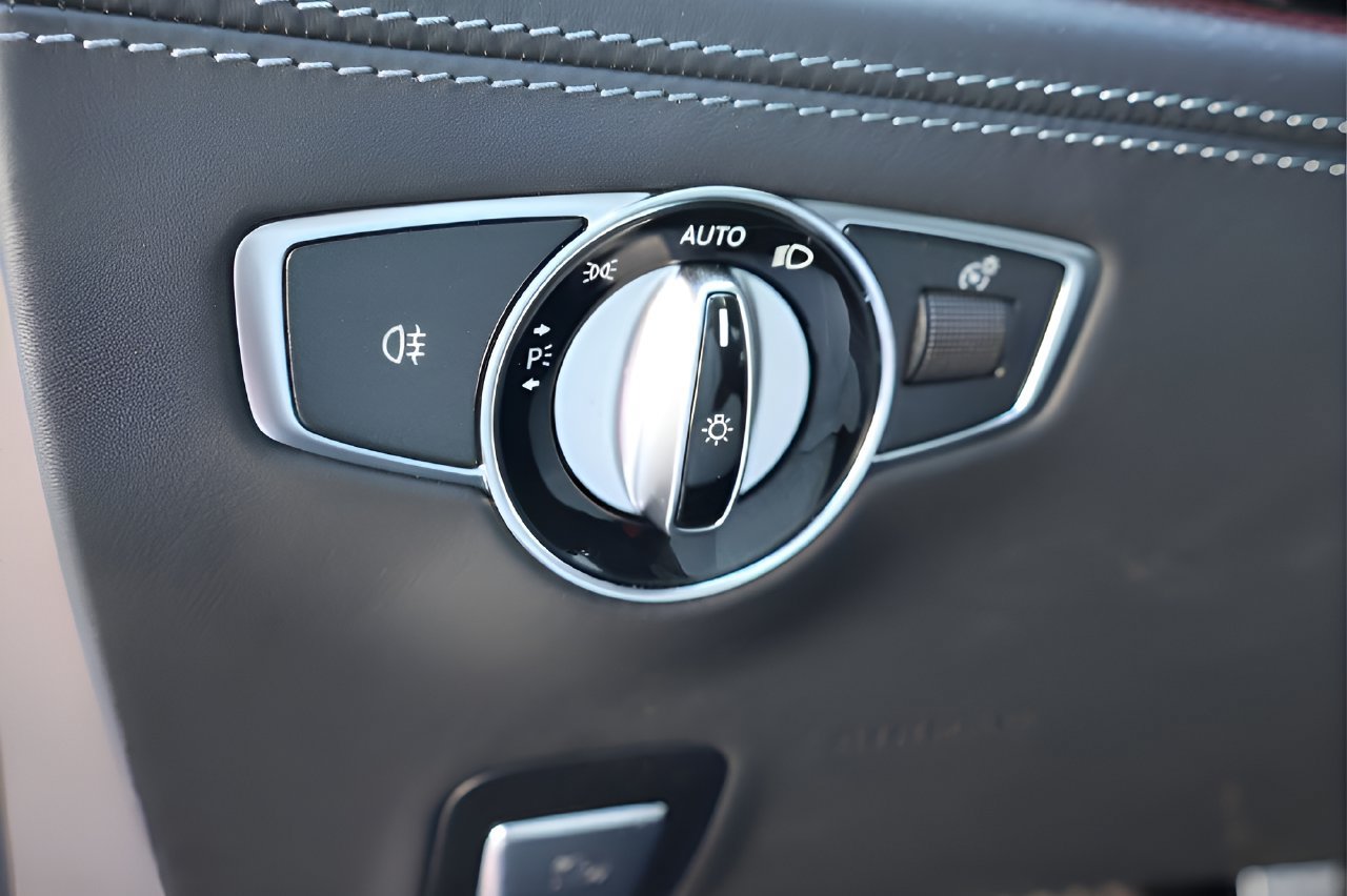 Used 2024 Mercedes-Benz AMG GT 63 image 22