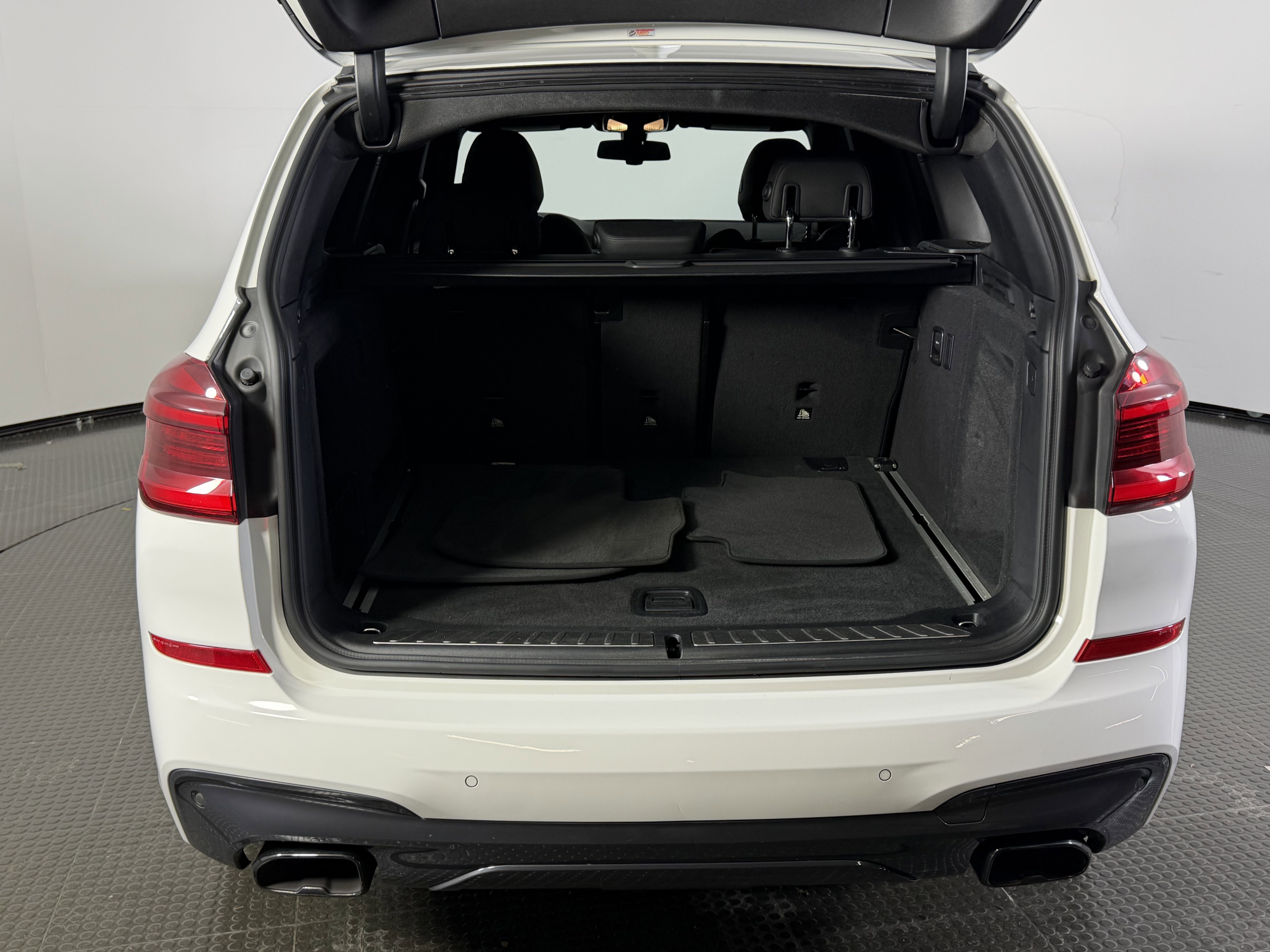 Used 2018 BMW X3 M40i AWD/4WD image 8